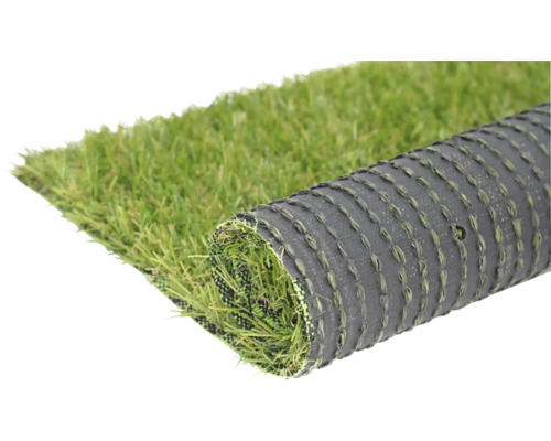 Zrolovaný umelý trávnik