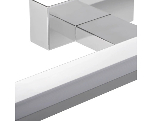 Kovový držiak na uteráky