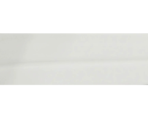 Prázdna biela stena