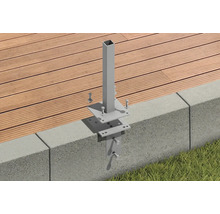 Držiak stĺpika na upevnenie drevenej terasy k betónovému podkladu