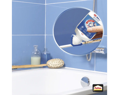 Aplikácia prípravku na obnovu škár v kúpeľni s logom Pattex