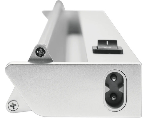 Detailný záber spodnej skrinky so spínačom a napájacím konektorom