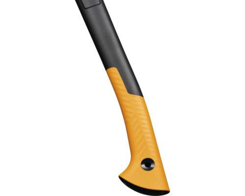 Detailný pohľad na porisko sekery