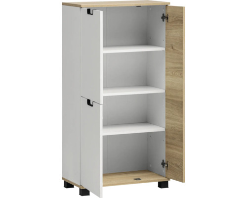 Otvorená kúpeľňová skrinka s policami a dvomi dvierkami