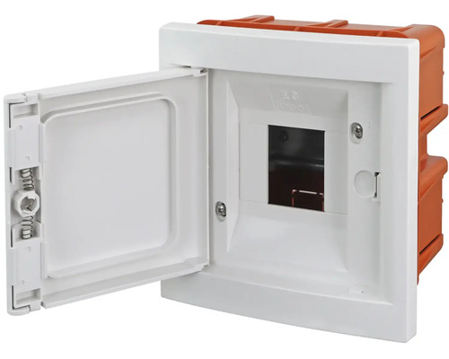 Rozvodná skriňa na povrchovú montáž s otvorenými dvierkami