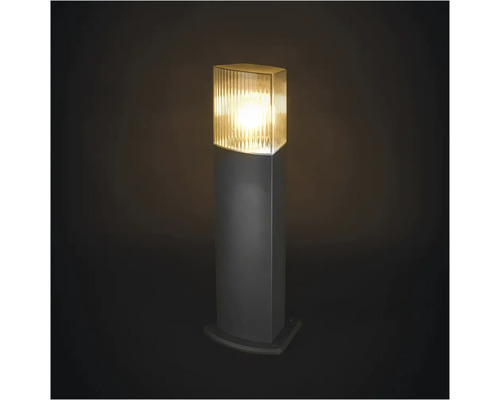 Dekoratívne päticové svietidlo na vonkajšie použitie