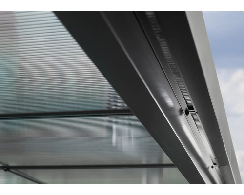 Detail terasového zastrešenia s polykarbonátovými doskami