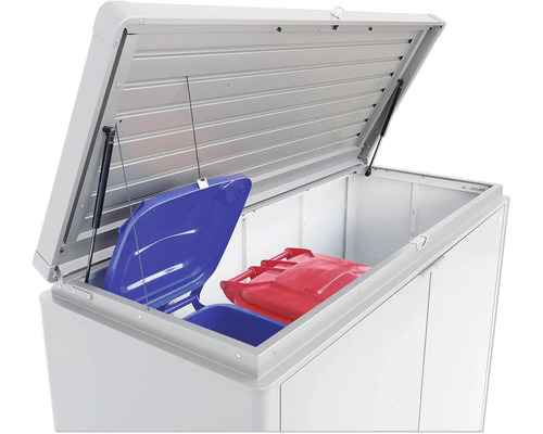 Otvorený box na smetné nádoby s modrými a červenými smetnými nádobami