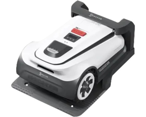 Robotická kosačka na nabíjacej stanici