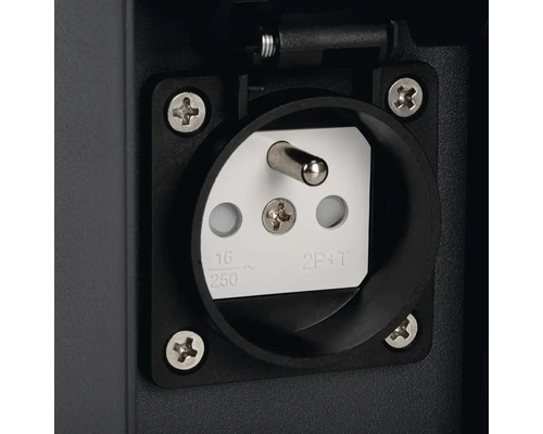 Detail zásuvky spotrebiča 230 V