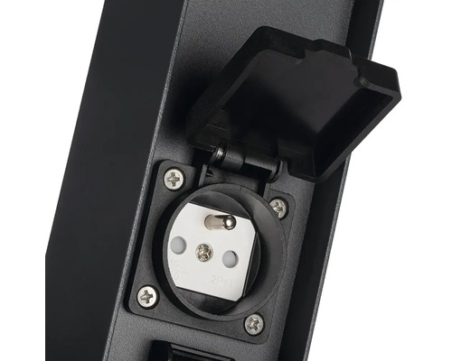 Zásuvka s ochranným kontaktom a otvoreným vekom