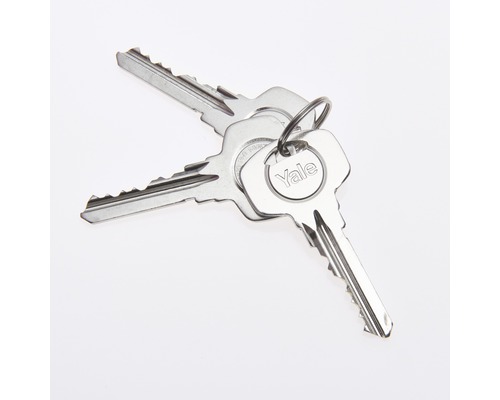 Dva kľúče s logom Yale