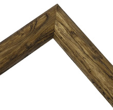 Detail hnedého profilu rámu na obrazy so vzhľadom dreva