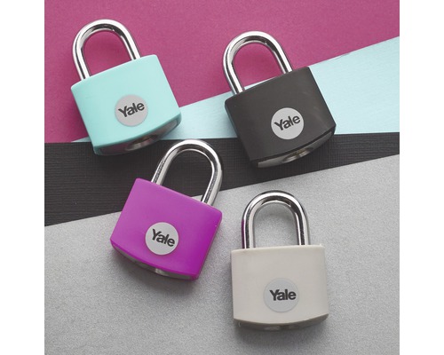 Štyri visiace zámky Yale