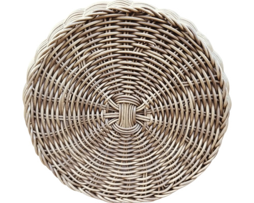 Okrúhly kôš z pleteného materiálu