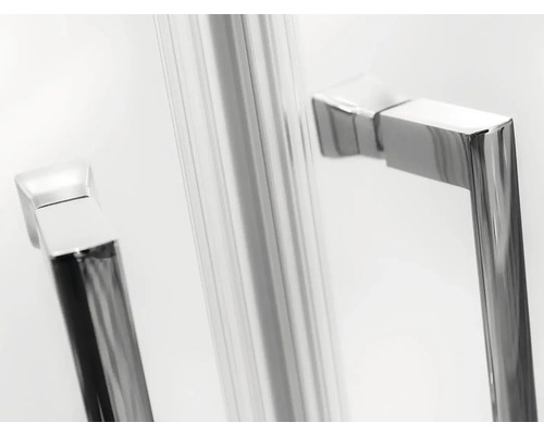 Detail sprchovacieho kúta s držadlom