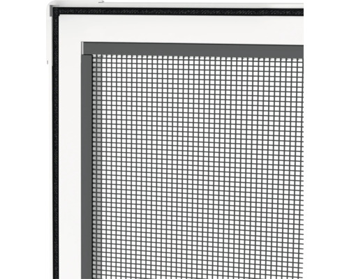 Detailný pohľad na okennú sieť proti hmyzu