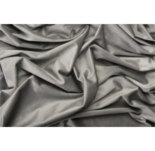 Detail šedej zamatovej látky