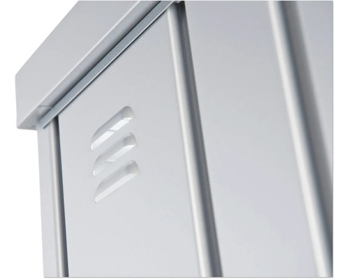 Detailný pohľad na skriňu na náradie s vetracími otvormi