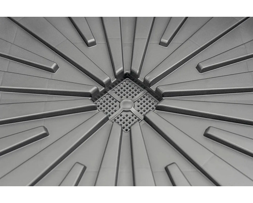 Detail sprchovej vaničky s odtokom