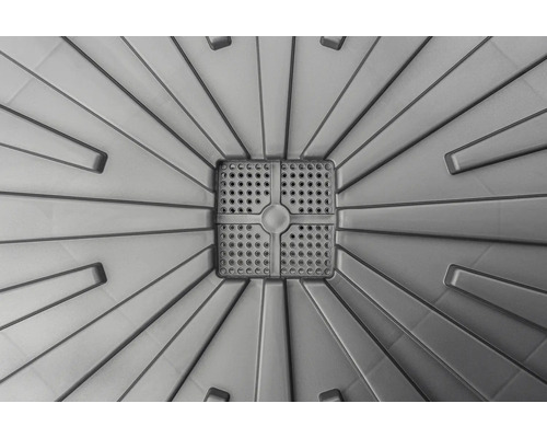 Detailný záber sprchového žľabu so štvorcovým odtokom