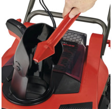 Čistiaci nástroj pre snehovú frézu v prevádzke