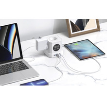 Rozbočka s USB portami, notebook, tablet a smartfón