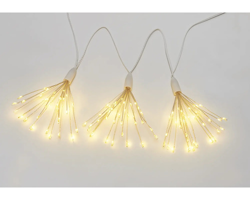 Tri LED svetelné reťaze v tvare hviezdy