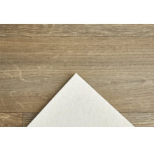 Dekoratívna doska s drevenou štruktúrou a bielym vzorom