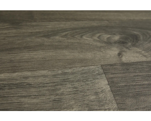 Detail laminátovej podlahy s drevenou štruktúrou