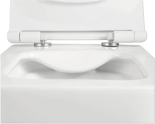 Detailný záber bieleho záchodového sedadla s vekom