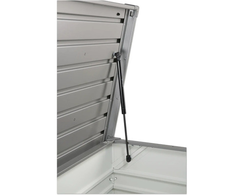 Detailný pohľad na otvorený úložný box s plynovou pružinou