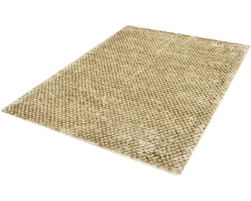 Koberec z textilných vlákien