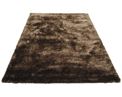 Koberec s vysokým vlasom