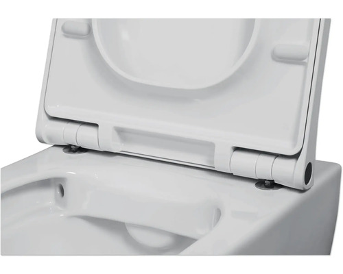 Fotografia otvorenej bielej toalety