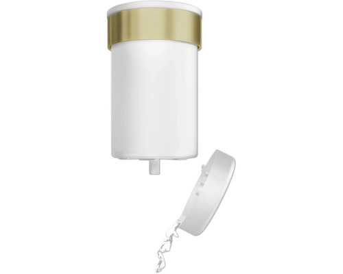 Vodná filtračná patróna s otvoreným vekom, z ktorej tečie voda