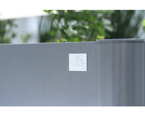 Logo Biohort na záhradnom produkte