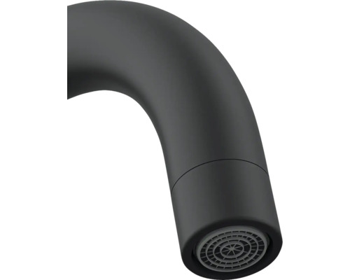 Detailný záber výtoku vodovodnej batérie