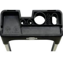 Odkladacia priehradka pre rebrík s priehradkami na náradie a maximálnou nosnosťou 5 kilogramov