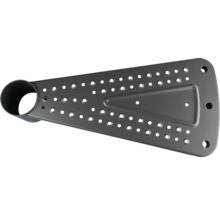 Oceľový schod s otvormi pre točité schodisko.