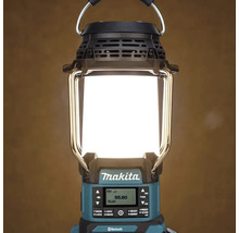 Akumulátorová lampa Makita s rádiom