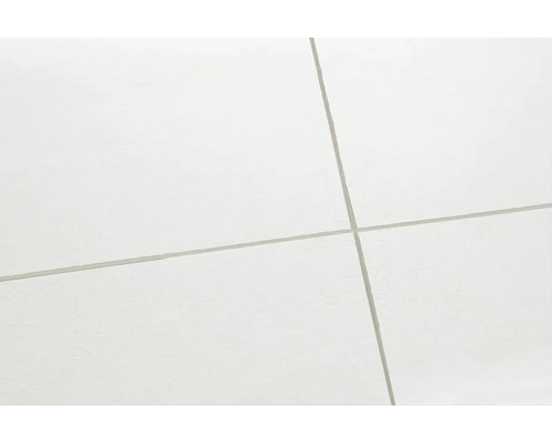 Biele dlaždice so šedými škárami