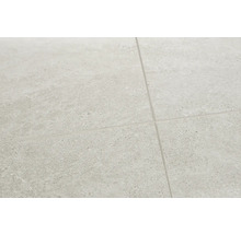 Detailný pohľad na dlaždice s jemnou textúrou