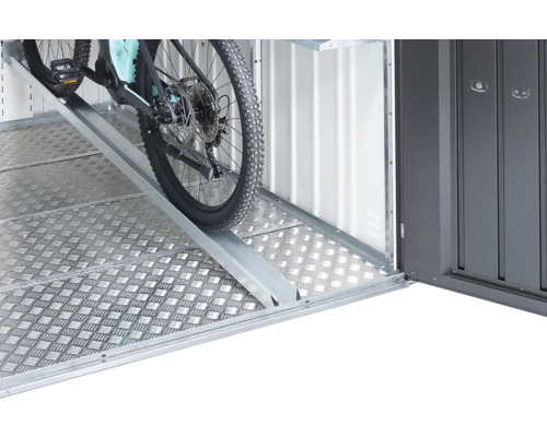 Bicykel v cyklistickom boxe na rampe