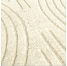 Koberec s vlnitým vzorom