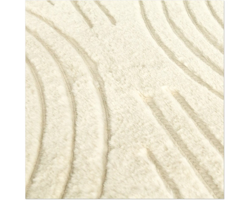 Koberec s vlnitým vzorom