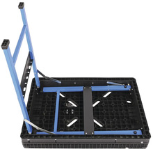 Pracovný stôl so skladacími nohami pre použitie na stavbách