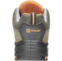Pohľad zozadu na bezpečnostnú obuv Ardon