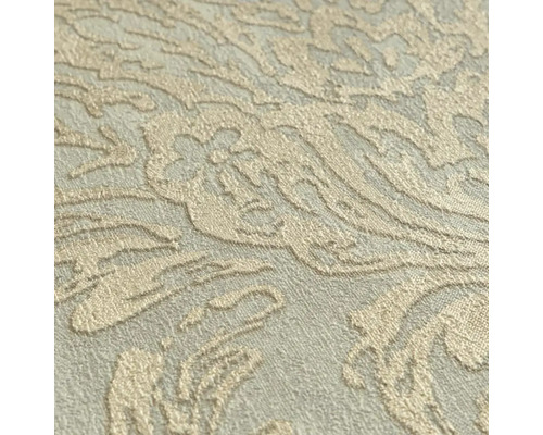 Detail štruktúrovanej tapety so vzorom