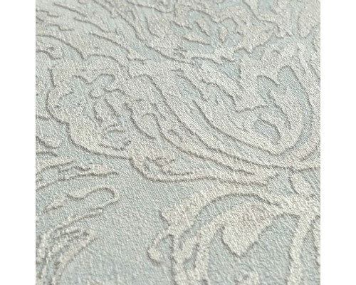 Detail štruktúrovanej tapety so vzorom